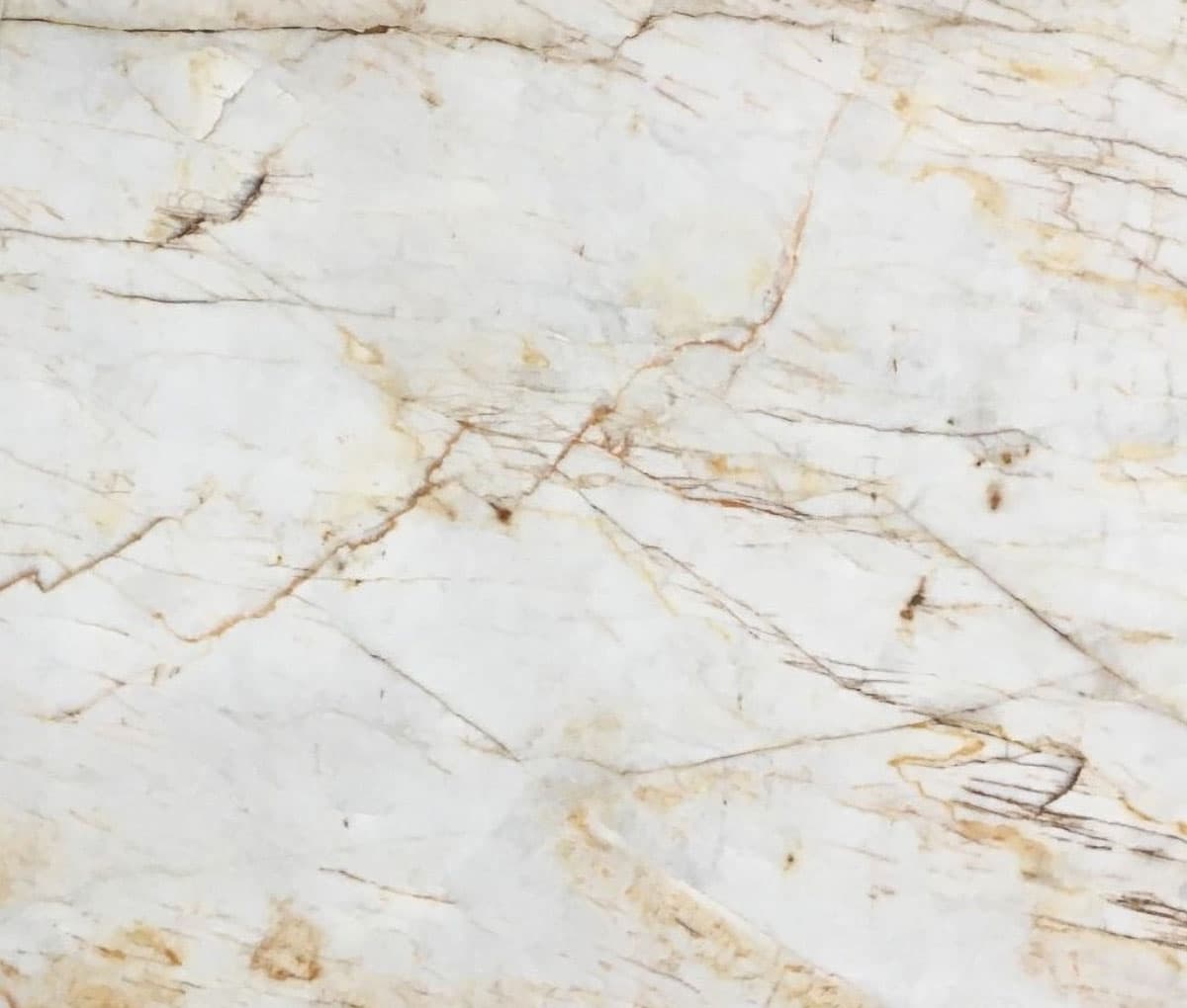 Gold Cristallos — Quartzite slab, block 10286