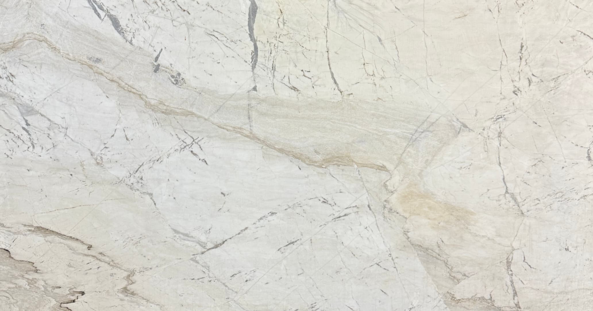 Calacatta Amber — Marble slab, block BMV888