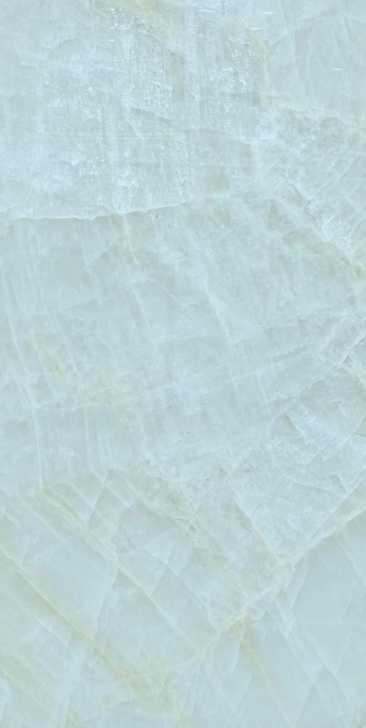 White Onyx — Onyx slab, block LYDS223