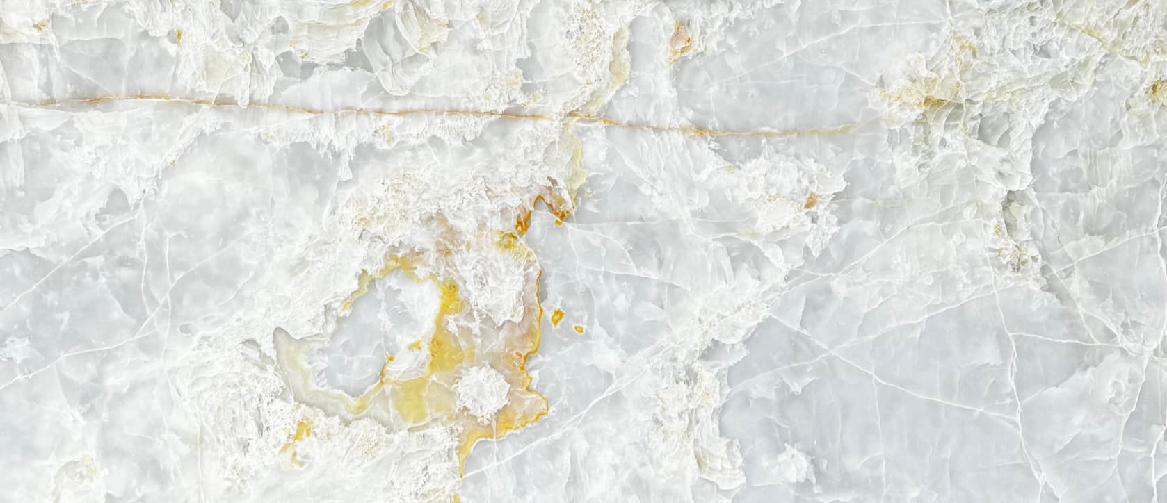 White Onyx — Onyx slab, block ZE333